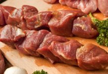 Frisches leckeres Fleisch findet ihr bei Tellermitte!